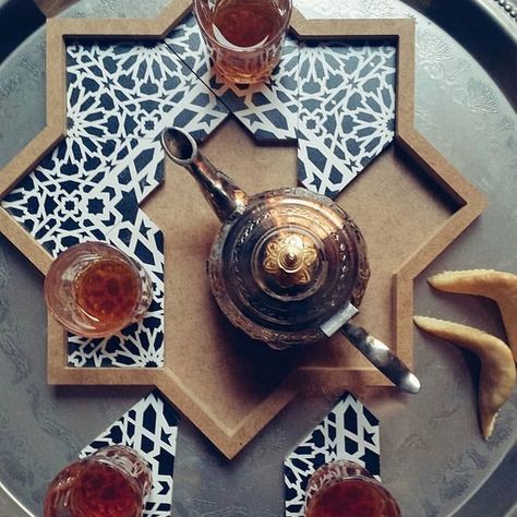 Moroccan Designers & Artisans 🧿 | Friday evening is the perfect time to relax around a hot cup of mint tea 🍵 what is your favorite kind of tea ? - - - #decorativetray… | Instagram Moroccan Zellige, Serving Tray Set, Ramadan Crafts, Wood Care, Moroccan Design, Ramadan Decorations, Bagan, Everyday Objects, Find Beauty