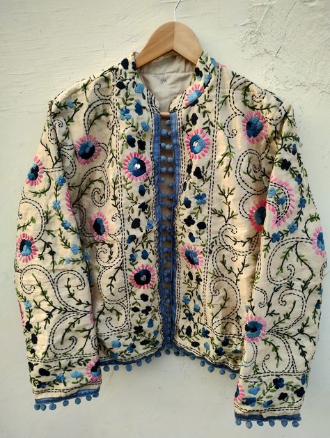 Coat For Women, Computer Embroidery, Quilt Jacket, Womens Jackets, Embroidered Jacket, Jacket Coat, Indian Outfits, Women's Fashion, Coats Jackets