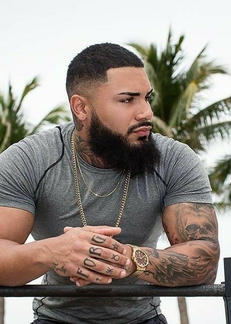 I like em’ Lighter-Skinned too! 😍 Light Skin Men With Beards, Beard And Tattoos, Black Bearded Men, Black Men Beards, Beard Game, Mens Hairstyle, Black Beards, Cute Black Guys, Beard Gang