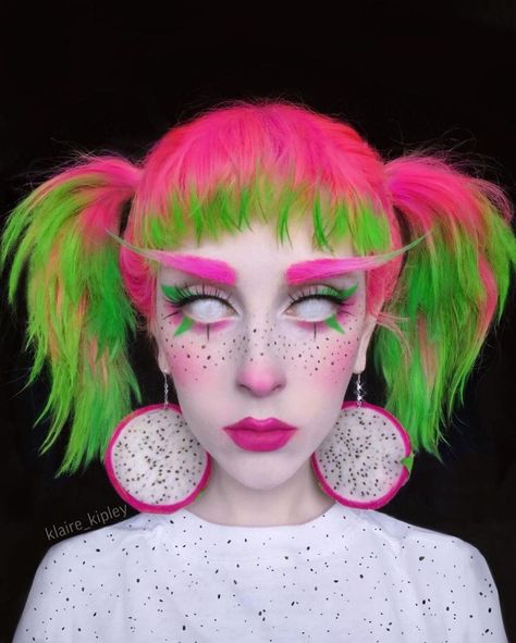 Sci Fi Hairstyles, Poison Nightmares, Fruit Makeup, Shotting Photo, Hairstyles Women, Crazy Makeup, Fantasy Makeup, Hair Reference, Cosplay Makeup