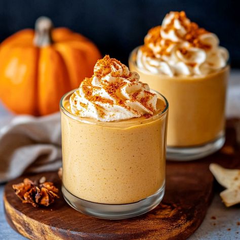 Mini Pumpkin Mousse Cups, Eggnog Mousse Recipe, Easy Pumpkin Mousse, Honey Mousse Recipe, Pumpkin Mouse Cake, Pumpkin Spice Mousse, Pumpkin Moose Recipe, Pumpkin Mousse Recipe Easy, Healthy Pumpkin Mousse