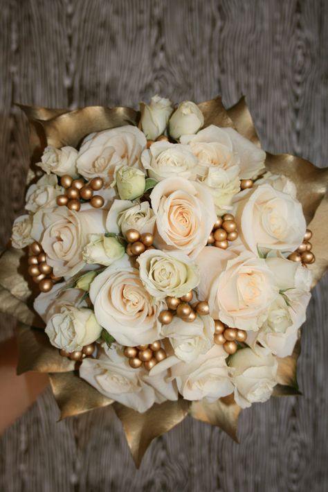 This Pin was discovered by Melissa Seifried. Discover (and save!) your own Pins on Pinterest. Vendela Roses, Gold Wedding Bouquets, Gold Wedding Flowers, Gold Bouquet, Library Wedding, Golden Wedding Anniversary, Golden Anniversary, Golden Wedding, 50th Wedding Anniversary