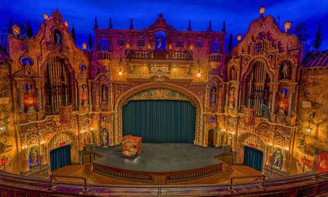 Tampa Theatre, built in the 1920s, underwent an extensive renovation in the mid-70s.  When it reopened, it featured classic movies from the early decades of the century, as well as live performances.  David and I saw Marx Brothers movies here and aw Vincent Price's one-man show as Oscar Wilde. Tampa Theatre, Tampa Downtown, Theatre Interior, Brothers Movie, Historic Restoration, Historical Monuments, Art House, Concert Hall, Classic Movies