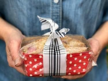 Mini Strawberry Bread Loaf | SheSpeaks Strawberry Mini Loaves, Milk Bread Sandwich Strawberry, Stonyfield Yogurt, Bread Strawberry, Strawberry Bread Recipes, Sour Cream Substitute, Bread Loaves, Mini Loaves, Strawberry Bread