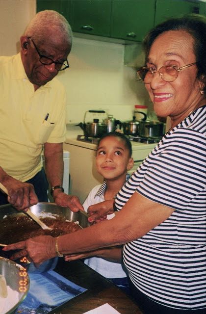 37 Paddington: Cooking with Grandma New York City Kitchen, Cooking With Grandma, Black Grandma, Black Thanksgiving, Family Archive, Grandmother And Granddaughter, City Kitchen, How To Make Wedding Cake, Grandma Cooking