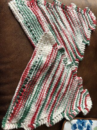 Dishcloth Christmas Gift Ideas, Christmas Tree Dishcloth Knit Pattern Free, Knit Kitchen Towel Pattern, Christmas Dishcloth, Christmas Knitting Projects, Knitted Dishcloth Patterns Free, Knitting Christmas, Cloth Patterns, Dishcloth Patterns Free