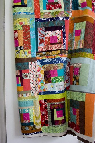 Crumb Piecing, Quilting Scraps, Scrappy Log Cabin, Quirky Quilts, Crumb Quilts, Log Cabin Blocks, Crumb Quilt, Log Cabin Quilt Pattern, Log Cabin Quilt Blocks