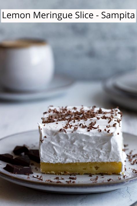 With a fluffy meringue and a perfectly baked cake layer, you won't be able to resist this lemon meringue slice recipe! Dreamy Desserts, Baked Cake, Slice Recipe, Cake Mixture, Slices Recipes, Lemon Meringue, Cake Frosting, No Bake Treats, Dessert Ideas