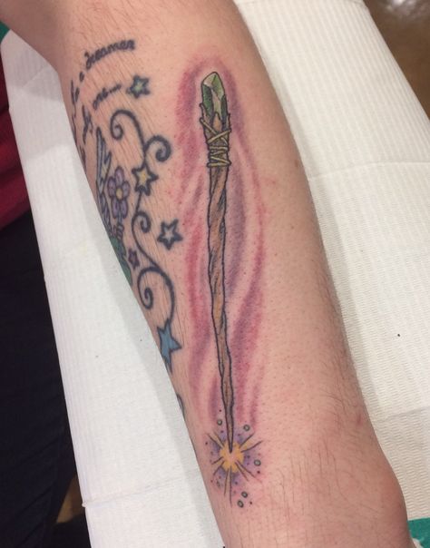 Magic wand tattoo made by Kris Smith. Crystal Wand Tattoo, Magic Wand Tattoo, Staff Tattoo, Wand Tattoo, Elder Wand, Body Is A Temple, Design Drawings, Crystal Wand, Tattoo Design Drawings