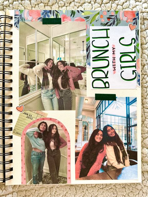 Pretty Scrapbook Ideas, Scrapbooking Senior Year, Halle Sandberg Scrapbook, High School Scrapbook Ideas Memories, Junior Year Scrapbook Ideas, Freshmen Year Scrapbook, Highschool Scrapbook Ideas Layout, Senior Scrapbook Page Ideas, Preppy Scrapbook Ideas