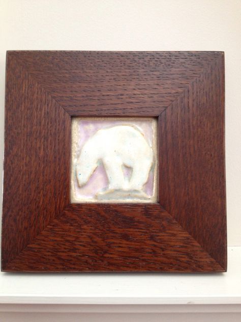 Flint faience tile Visible Mending, Diy Picture Frames, Diy Picture, Wood Working, Framed Artwork, Picture Frames, Framed Art, Tile, Woodworking