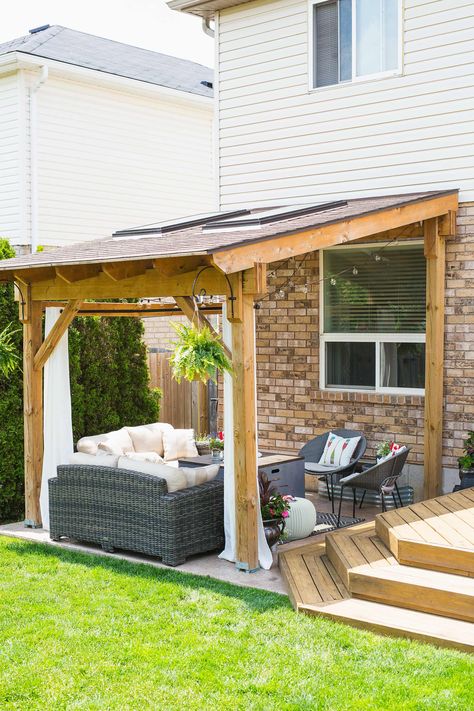 Small Covered Patio, Canada Day Party, Backyard Covered Patios, Covered Patio Design, Outdoor Covered Patio, Patio Pergola, Budget Patio, Backyard Porch, Pergola Patio