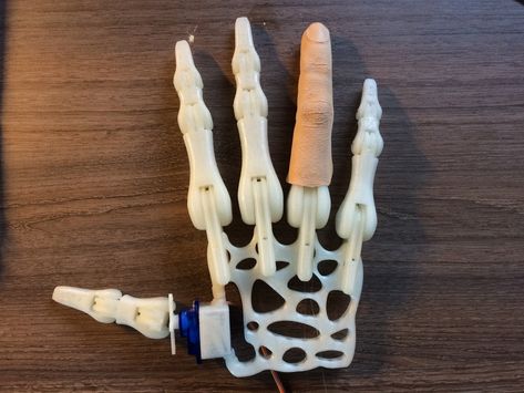 3D printed prosthetics, all models are ready for STL、OBJ、3MF, you can download freely and make them with 3D printer. Bionic Hand, Robot Hand, 3d Logo, Electronics Gadgets, Free Tools, Logo Maker, Architecture Art, 3d Printer, 3d Print