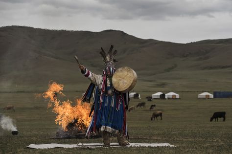 Fire Ritual, Shaman Ritual, Shamanic Healing, Landscape Photography Tips, Scenic Photography, Ethereal Art, Mongolia, Tibet, The Guardian