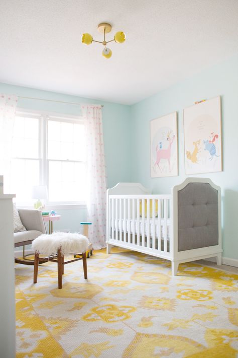 Nursery Paint Colors, Baby Room Colors, Yellow Nursery, Baby Nursery Neutral, Trendy Baby Nursery, Nursery Paintings, Blue Nursery, Baby Room Design