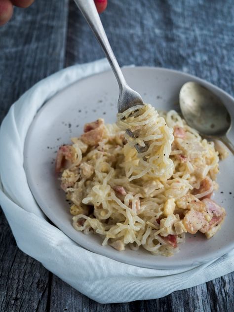 Keto Carbonara Pasta - Creamy Carb Free Pasta For The Whole Family Carb Free Pasta, Keto Carbonara, Carbonara Pasta Creamy, Miracle Noodle, Keto Pasta Recipe, Family Dinner Recipe, Pasta Creamy, Pasta Carbonara Recipe, Keto Pasta