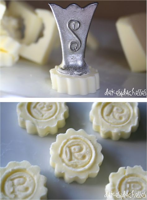 DIY Monogram Butter Pats!  "S'" IS FOR SHELLY...only one "E" ...please, but you can add as many "S"s as U wood like...mmmm Butter Presentation Ideas, Butter Themed Party, Molding Butter, Butter Decoration, Molded Butter, Butter Mould, Diy Butter, Fancy Butter, Butter Pats