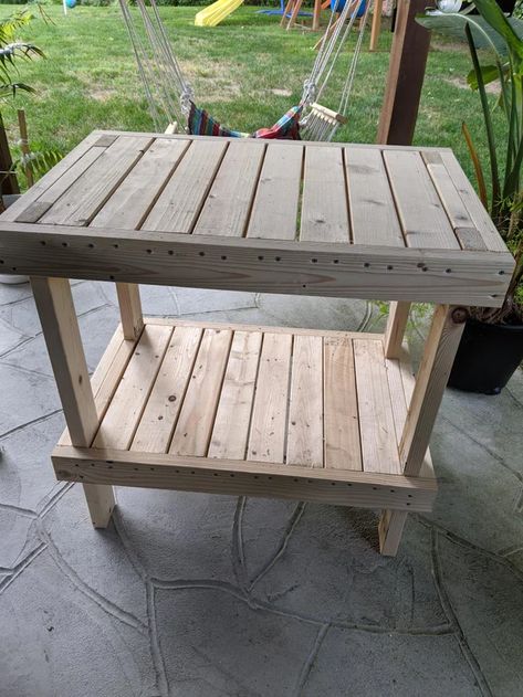 Built this table today for our new Ooni, which we will be trying for the first time tomorrow. Cannot wait for the pizza! : uuni Pallet Pizza Oven Table, Table For Ooni Pizza Oven, Outdoor Pizza Oven Stand Ideas, Table For Pizza Oven, Diy Ooni Pizza Oven Stand, Outdoor Pizza Oven Table Diy, Diy Pizza Oven Stand, Ooni Table Ideas, Diy Pizza Oven Table