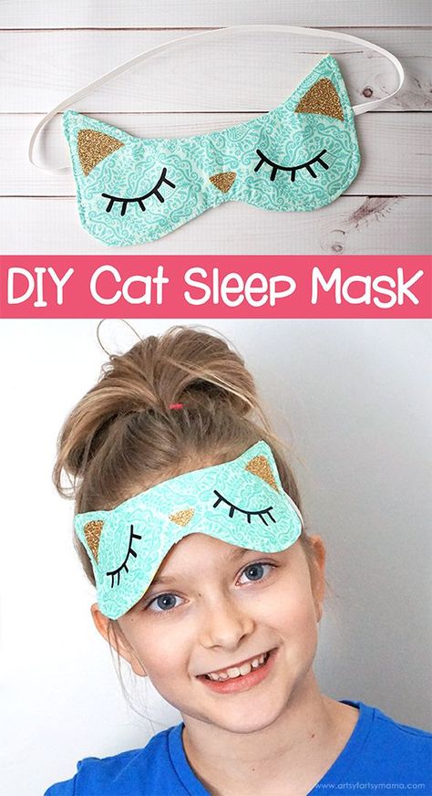 DIY Cat Sleep Mask with #cricut #cricutmade #ad #sewing #freepattern #cat #tween #easy Cat Cricut, Diy Sleep Mask, Cat Diy Crafts, Cat Sleep, Cats Diy Projects, Sewing To Sell, Trendy Sewing, Sewing Projects For Kids, Diy Cat