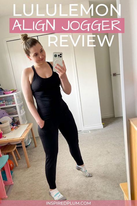 Are Lululemon's Align Joggers really worth it? Here's why I love them but I wouldn't buy another pair! Align Jogger Lululemon Outfit, Lulu Align Joggers Outfit, Align Joggers Outfit, Lululemon Align Joggers Outfit, Align Jogger Outfit, Lululemon Joggers Outfit, Lululemon Jogger Outfit, Athleisure Outfits For Work, Cute Athleisure Outfits