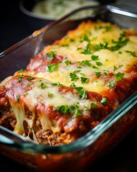 This dish is my hubby's thirsty trap, he can't escape the urge to ask for more of it Parmesan Meatloaf, Delicious Meatloaf, Good Meatloaf Recipe, Meatball Recipes Easy, Best Meatloaf, Beef Casserole Recipes, Ground Beef Recipes Easy, Beef Recipes Easy, Easy Casserole Recipes