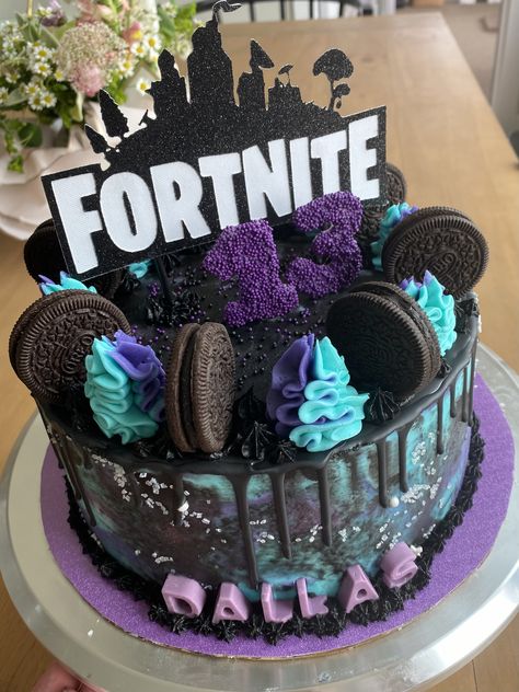 Fortnite Cake For Boys, Purple And Blue Galaxy, Fortnite Cake, Purple Cakes Birthday, 8th Birthday Cake, Cake Boy, Fortnite Party, Purple Birthday, Blue Galaxy