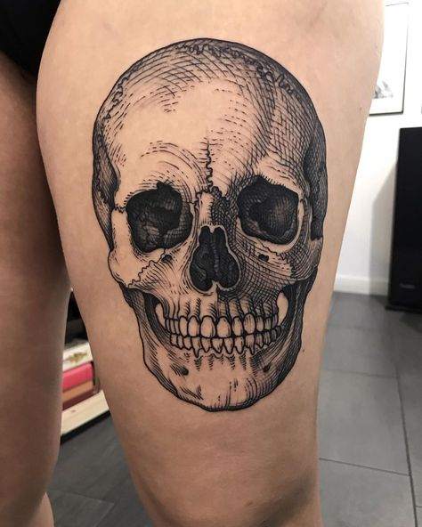 MAUD DARADEAU Trippy Tattoo, Skull Art Tattoo, Engraving Tattoo, Girl Arm Tattoos, Blackout Tattoo, Stomach Tattoos, Instagram Tattoo, Skull Tattoo Design, Minimalist Tattoos