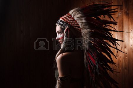 Native American Wallpaper, Native American Drawing, American Indian Girl, Native American Tattoos, Native Tattoos, الفن الرقمي, Native American Headdress, Native American Pictures, Indian Headdress