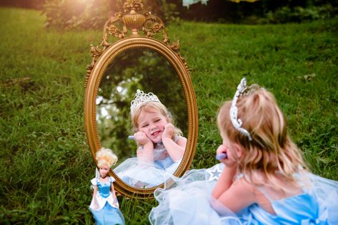 Princess Shot, Princess Photo Shoot, 2nd Birthday Photos, Fairytale Photoshoot, Disney Princess Toddler, Princess Theme Birthday, Toddler Photoshoot, Toddler Photos, Cinderella Birthday