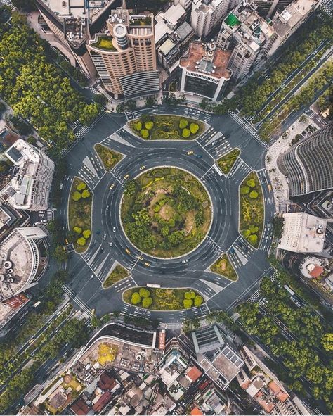 Roundabout Design Landscape Architecture, Roundabout Design Landscape, Roundabout Design, City Skylines Game, Site Plan Design, Urban Design Graphics, Landscape Design Drawings, Cities Skylines, Urban Design Concept