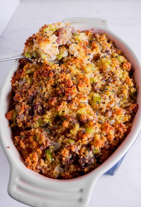 Cornbread Stuffing Casserole, Cornbread Sausage Stuffing, Portuguese Home, Savory Cornbread, Cornbread Stuffing Recipes, Sausage Cornbread Stuffing, Sausage Stuffing Recipe, Delicious Cornbread, Cornbread Stuffing