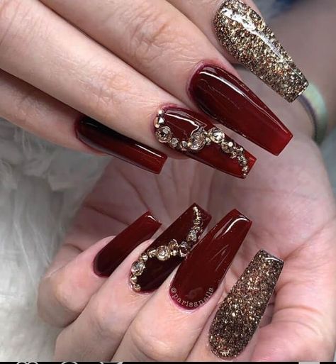 Maroon Nail Designs, Burgundy Acrylic Nails, Quinceanera Nails, Copper Nails, Long Nail Art, Bridal Nail Art, Maroon Nails, Sassy Nails, Nails Design With Rhinestones