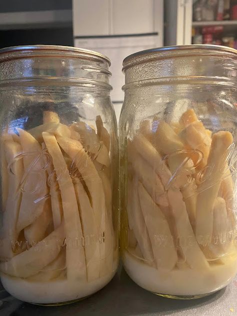 Homemade Canned French Fries: Crispy Delights from Your Pantry How To Can French Fries, Canned French Fries, Canning Potatoes For French Fries, Freezing Homemade French Fries, Canning French Fries, Pressure Canner Recipes, Freezing Recipes, Canning Potatoes, Dehydrating Food Storage