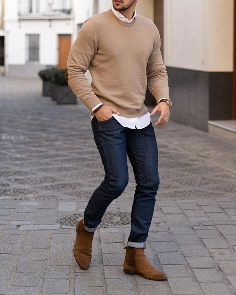 Outfit with chelsea boots Mens Fall Outfits, Chelsea Boots Men Outfit, Chelsea Boots Outfit, Boots Men Outfit, Sweater Outfits Men, Stil Masculin, Boots Outfit Men, Jeans Outfit Men, Mens Business Casual Outfits