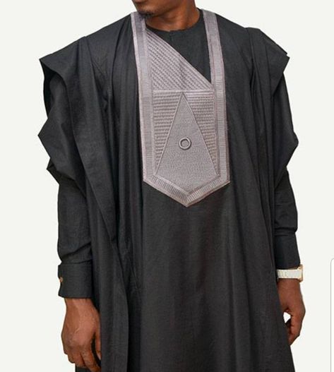 Agbada Designs For Men, Agbada For Men, Outfit With Hat, Grooms Men, Dashiki For Men, African Suit, Costume Noir, African Dashiki, Traditional Outfit