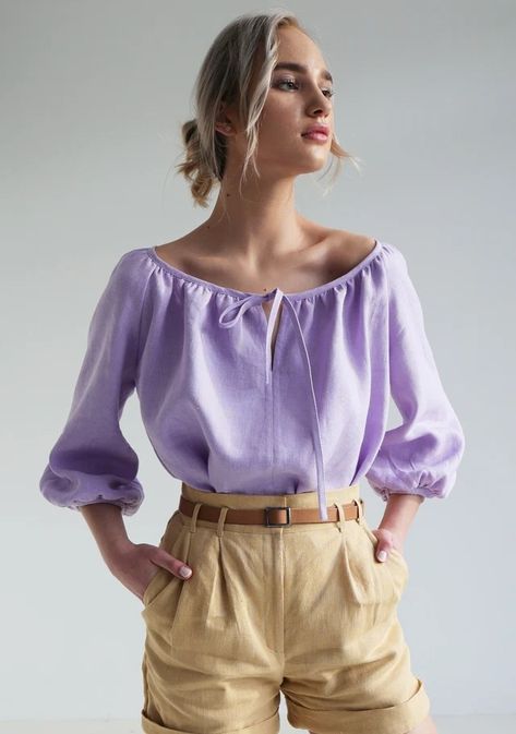 LinenHandmadeStudio - Etsy Puerto Rico Scoop Neck Blouses, High Waist Fashion, Small Studio, Linen Blouse, Blouse Length, Linen Shorts, Linen Top, Linen Clothes, Tie Neck