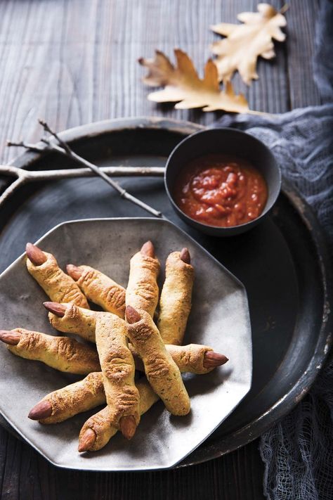 Witches' Fingers from the cookbook Danielle Walker’s Against all Grain Celebrations, page 217 | PC Erin Kunkel Danielle Walker, Spooky Dinner, Gluten Free Halloween, Against All Grain, Witches Fingers, Garlic Breadsticks, Healthy Halloween Snacks, Halloween Fest, Spooky Food