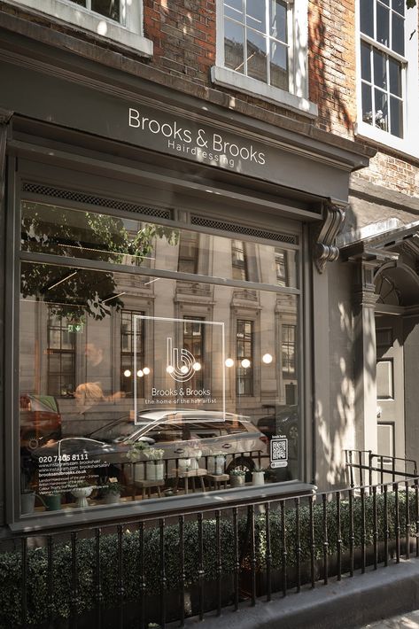 Brooks & Brooks |  Award-Winning Covent Garden, London Hair Salon Exterior Salon Ideas, Fancy Hair Salon, 50s Hair Salon, Hair Salon Exterior, Small Hair Salon, London Hair Salon, Nyc Hair Salon, Vintage Beauty Salon, Hair Salon Interior Design