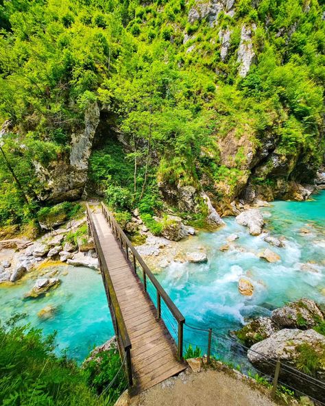 massal | Tolminska korita 🏞️💚 . . . . . . . . . #landscape #landscapelovers #naturelovers #europetravel #travelbucketlist #earthpix #gorge... | Instagram Soca Valley Slovenia, Soca Valley, Triglav National Park, Lake Bled, Cook Islands, Bora Bora, Tahiti, Travel Bucket List, Slovenia