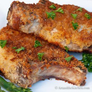 Panko Crusted Pork Chops, Crusted Pork Chops, Thick Cut Pork Chops, Breaded Pork Chops, Pork Schnitzel, Juicy Pork Chops, Pork Dinner, Baked Pork, Pork Chop Recipes