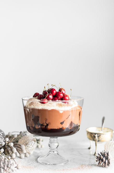 Easy Make Ahead Desserts, Chocolate Mousse Trifle, Bibbyskitchen Recipes, Sour Cream Coconut Cake, Mousse Trifle, Black Forest Trifle, Honeycomb Chocolate, Trifle Recipes, Christmas Dessert Recipes