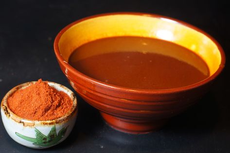 Red Chili Sauce From Powder, Mexican Sauce Recipes, California Chili, Red Chile Sauce Recipe, Red Chili Recipes, Red Chile Sauce, Southwestern Recipes, Red Chili Sauce, Mexican Sauce