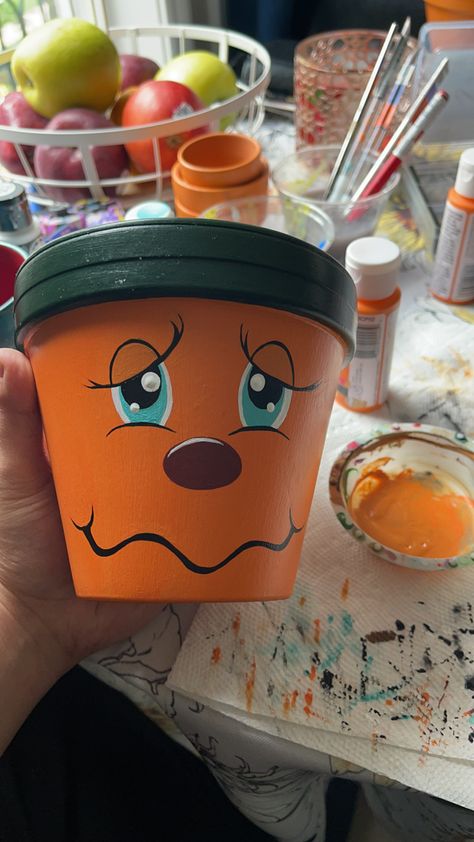 Pumpkin Clay, Pot Craft, Crafts Painting, Clay Pot Crafts, Pot Designs, Clay Pot, Terracotta Pots, Clay Pots, Terra Cotta