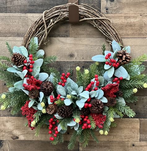 Holiday Wreaths Christmas, Port Huron, Poinsettia Wreath, Door Wreaths Diy, Pine Wreath, Easy Christmas Decorations, German Christmas, Lambs Ear, Holiday Wreath