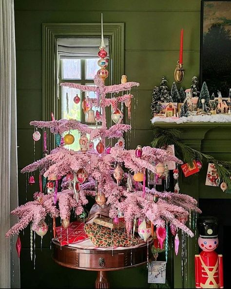 Cozy Christmas Living Room Decor, Living Room Tree, Pink Snow, Fun Christmas Decorations, Christmas Decorations Living Room, Pink Christmas Tree, My Living Room, Noel Christmas, Vintage Christmas Tree