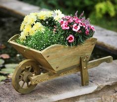 Woodland Wheelbarrow Planter / Natural Wooden Wheelbarrow, Big Decorations, Wheelbarrow Planter, Simple Home Decoration, Wheelbarrow Garden, Wheelbarrows, Smart Garden, Colorful Plants, Wooden Planters