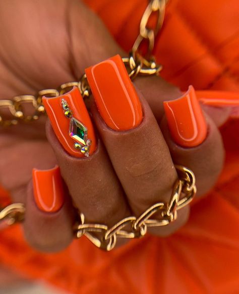 Burnt Orange And Gold Nails, Orange And Gold Nails, Orange And Gold, Gold Nails, Burnt Orange, Manicure, Nail Designs, Crochet Patterns, Orange