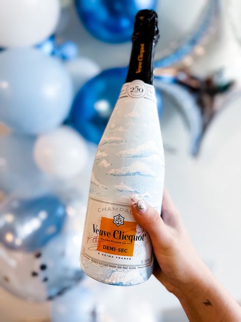 Custom painted Veuve Champagne bottle “On cloud 9” birthday themed. Perfect gift idea 21st Painted Champagne Bottle, On Cloud Wine Bachelorette, 21 Painted Champagne Bottle, On Cloud 9 Birthday, Painted Mini Champagne Bottle, Vueve Champagne Painted Bottle, Birthday Champagne Bottle, Beach Painted Champagne Bottle, Cloud 9 Birthday