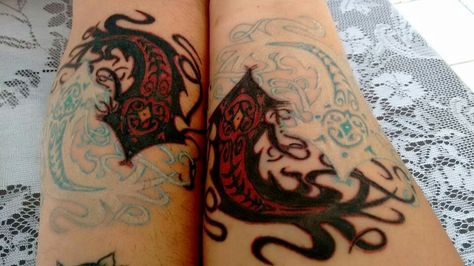 Raava and Vaatu #TheLegendOfKorra #Tatoos Raava And Vaatu Avatar Tattoo, Raava Vaatu Tattoo, Rava And Vaatu Avatar Tattoo, Avatar Korra Tattoo, Raava Avatar, Raava Tattoo, Raava And Vaatu, Airbender Tattoo, Tattoos Male