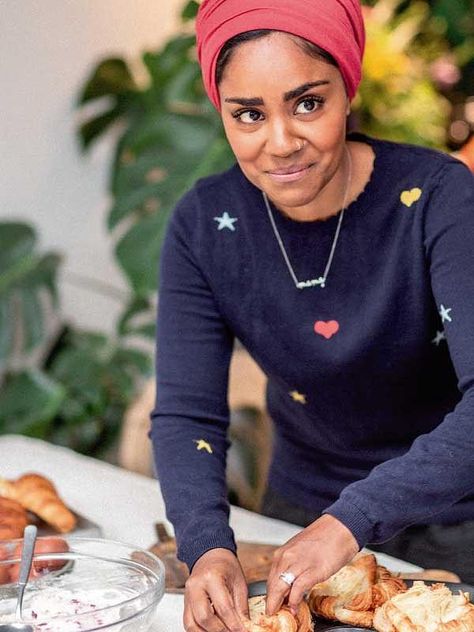 Nadiya Hussain's Egg Rolls - The Happy Foodie Nadiya Bakes, Nadiya Hussain Recipes, Nadia Hussain, British Pudding, Portable Breakfast, Eggs And Mushrooms, Nadiya Hussain, Tortilla Rolls, Homemade Butter